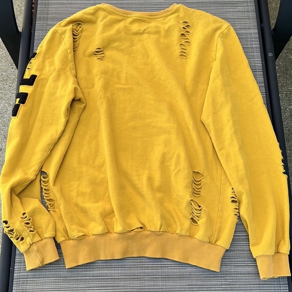 🎯NWT LF Los Angeles Distressed Sweatshirt Yellow Size Small - Picture 3 of 11